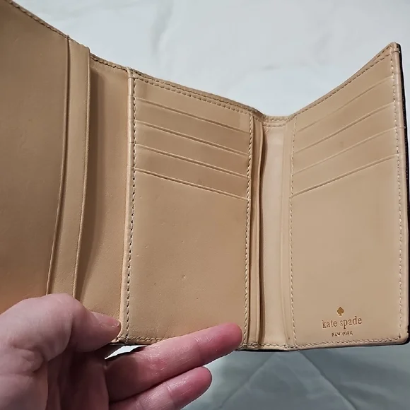 Kate Spade Wallet - Picture 3 of 7